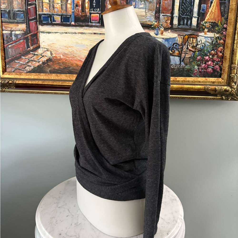 J. Crew Three-Quarter Sleeve Wrap Top in Washed Black Size XS - Picture 4 of 8